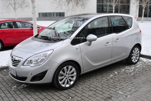 2010-Opel-Meriva-3