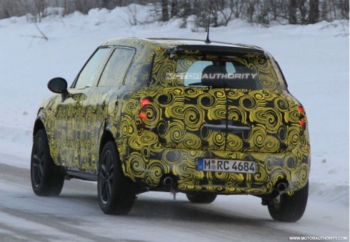 2012-mini-crossover-spy-shots_100303958_m