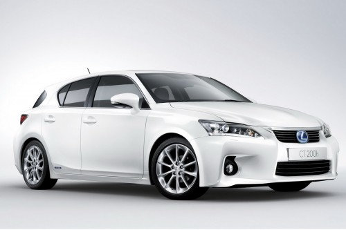 2011-Lexus-CT-200h-6