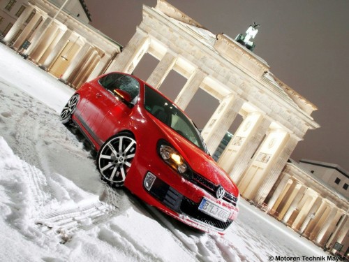 VW Golf R nuova foto gallery dall'Austria