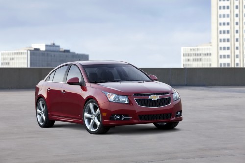 2011-Chevy-Cruze-RS-17