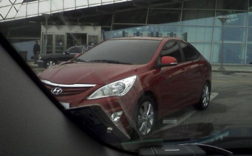 Hyundai Accent 2012 foto spia