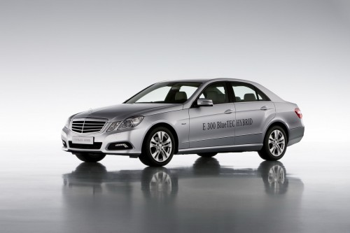 Mercedes-E300-HYBRID-Diesel-1