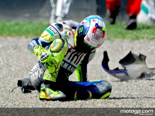 Rossi caduta Mugello 2010