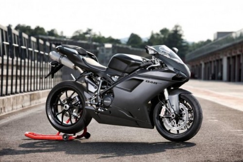 Ducati-848-Evo-00.jpg_700