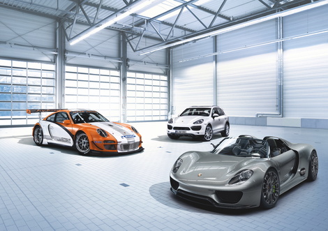 Porsche ibrida per ogni modello