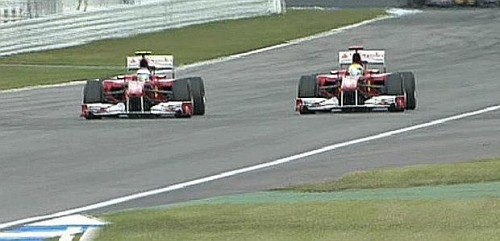 Foto Omega da TV obbligatorio dichiararlo .Mondiale di Formula 1 F1 2010.F1, Gran Premio di Germania HOCKENHEIM 25/07/2010.Nella Foto: il sorpasso di Fernando Alonso su Felipe Massa che farà discutere.