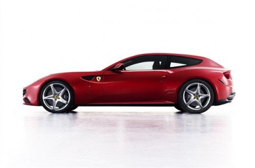 Ferrari FF con trazione integrale, l'erede della 612 Scaglietti 
