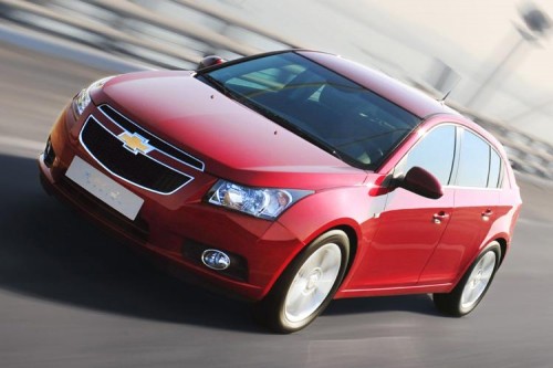 327918_5544_big_chevrolet-cruze-01