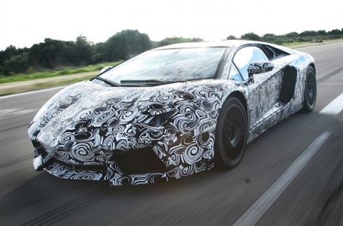 Lamborghini Aventador nuova foto spia