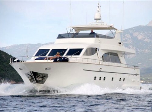 Houbara, yacht da 1,6 milioni di euro