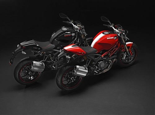 ducati-monster-1100-evo-e1f6a3616e497f017c519cd7e6c36d0c