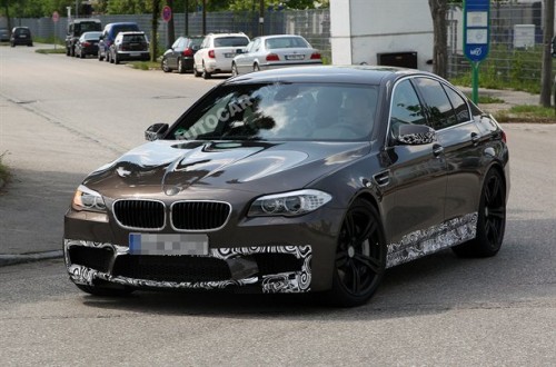 BMW-5Series-245111159466761600×1060