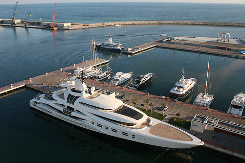 Nuova tassa per yacht di lusso