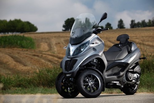 piaggio-mp3-touring-versione-sport_5