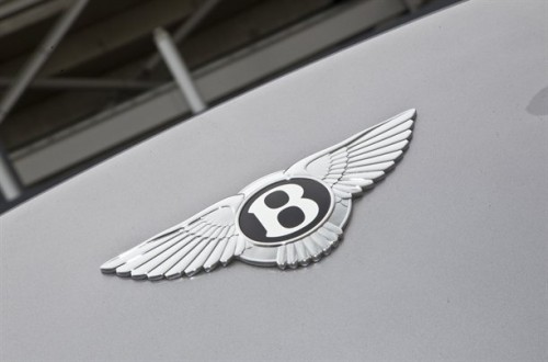 Bentley-1181111102455641600×1060