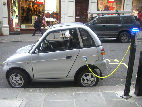 prezzi auto elettriche