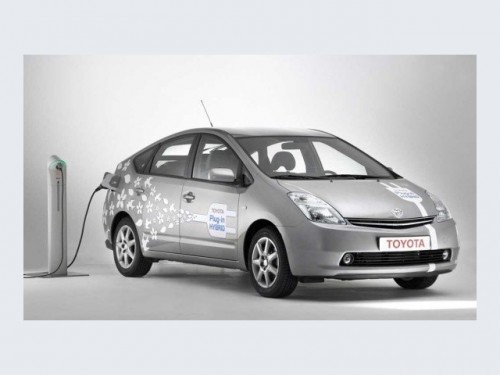 toyota-prius-plug-in-fronte