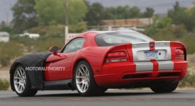 2013-dodge-viper-test-mule-spy-shots_100359214_m