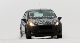 Ford Fiesta restyling nuove foto spia