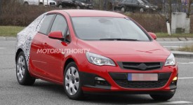 2013-opel-astra-sedan_100385451_l