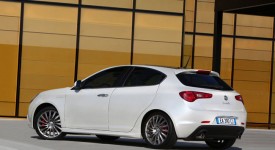 alfa-romeo-nuova-giulietta-2010_7