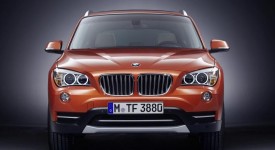 Nuova BMW X1 2013 restyling immagini ufficiali