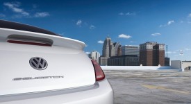 Volkswagen Maggiolino Cabrio concept al Salone di Pechino 2012