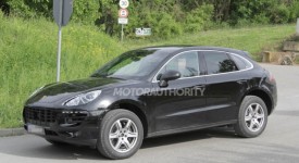 2014-porsche-macan-spy-shots_100390542_m