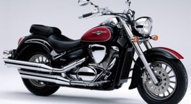 Suzuki Intruder C 800 Two Tone