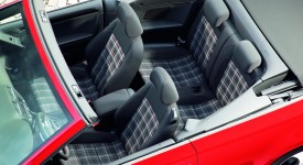 Volkswagen Golf GTI Cabriolet nuove foto ufficiali