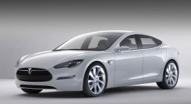 Nuova Tesla Model S nel 2013 in Europa