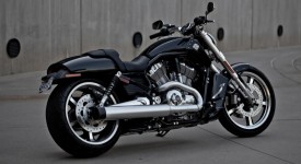 HARLEY-DAVIDSON-V-Rod-Muscle-2012-3