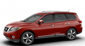 Nissan Pathfinder 2013 prime immagini