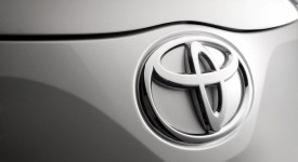 Toyota-iQ-2012-new