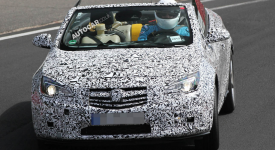 Nuova Opel Astra Cabriolet spiati gli interni