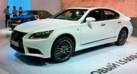 lexus-ls-moscow-1