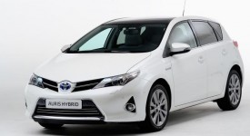 toyota-auris-1