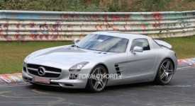 2014-mercedes-benz-sls-amg-e-cell-spy-shots_100402185_m