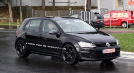 Volkswagen-Golf-7-R-3