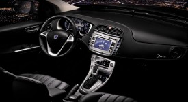 lancia_delta_salone_di_parigi_2012_3