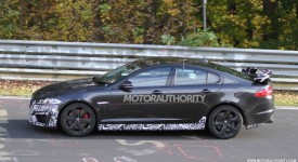Nuove foto spia della Jaguar XFR-S