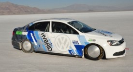 volkswagen-jetta-hybrid-bonneville_03