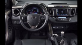 2013-toyota-rav4-113