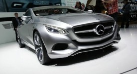 Mercedes CLA esordio al Salone di Detroit 2013?