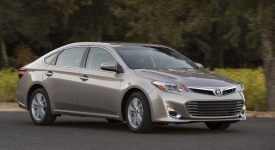 Toyota-Avalon-2013-1024×660