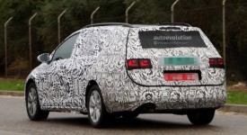 spyshots-volkswagen-golf-variant-estate-spotted-testing-52288-7