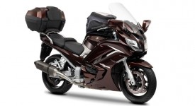 2013-Yamaha-FJR1300A-EU-Magnetic-Bronze-AkrapovicStreetLegalStudio-021