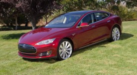 402775_3006_big_Tesla-Model_S_2013_BIG