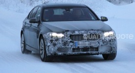 BMW Serie 5 restyling foto spia
